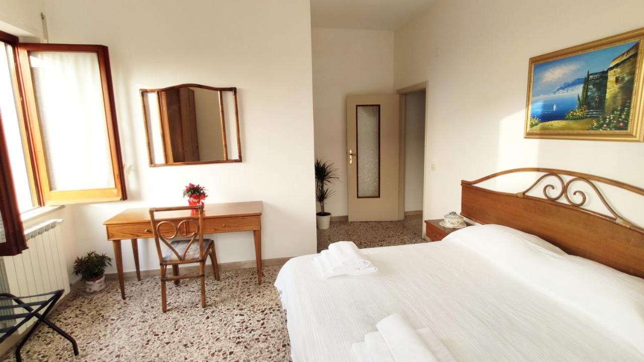La Quiete A Un Passo Dal Centro Apartment Sorrento Exterior foto