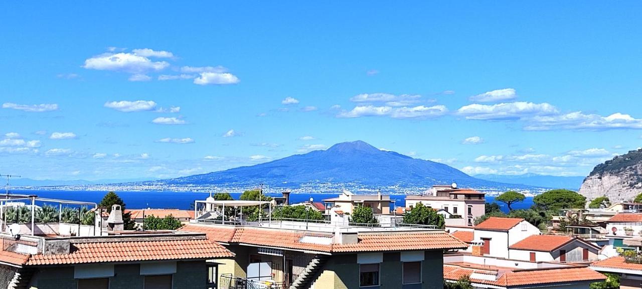 La Quiete A Un Passo Dal Centro Apartment Sorrento Exterior foto